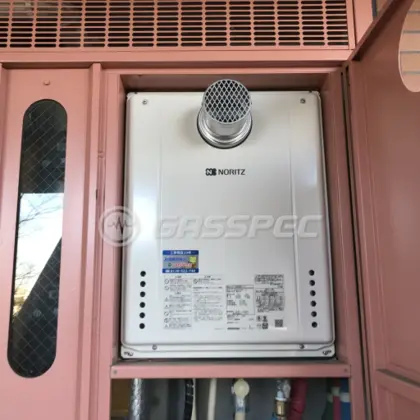 施工後の給湯器（ノーリツ GT-2460SAWX-T-2 BL）