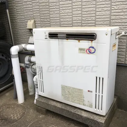 施工前の給湯器（GX-240ZR）