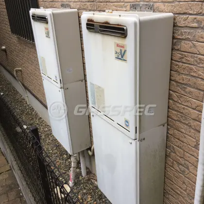 施工前の給湯器（RUF-V2403SAW）