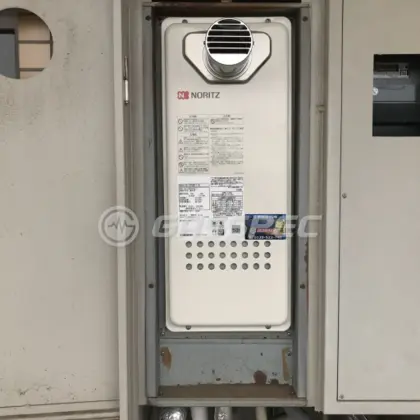 施工後の給湯器（ノーリツ GQ-1628AWX-T-DX BL）