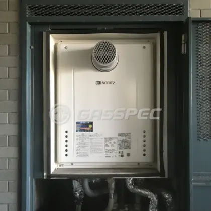 施工後の給湯器（ノーリツ GT-2060AWX-T-2 BL）