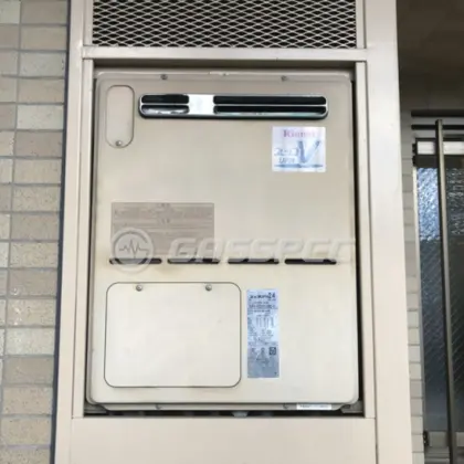 施工前の暖房熱源機（RUFH-VD2401SAW2-3）