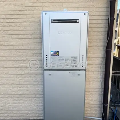 施工後の給湯器（ノーリツ GT-C2462SAWX-2 BL）