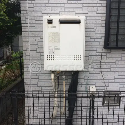 施工前の給湯器（GT-2427SAWX）