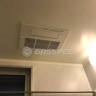 施工後の浴室乾燥機（リンナイ RBH-C338K3P）