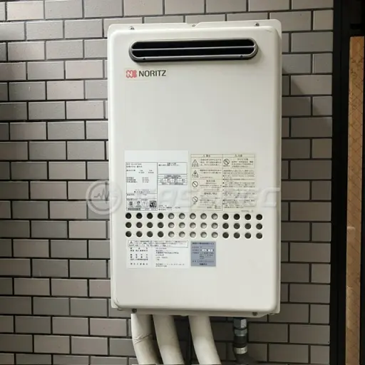 交換前の給湯器（ノーリツ GQ-2027AWX）