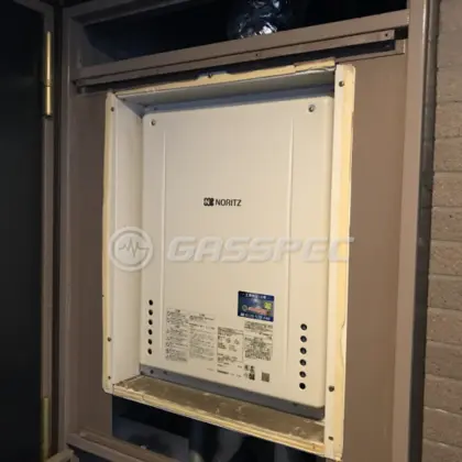 施工後の給湯器（ノーリツ GT-2460SAWX-H-2 BL）