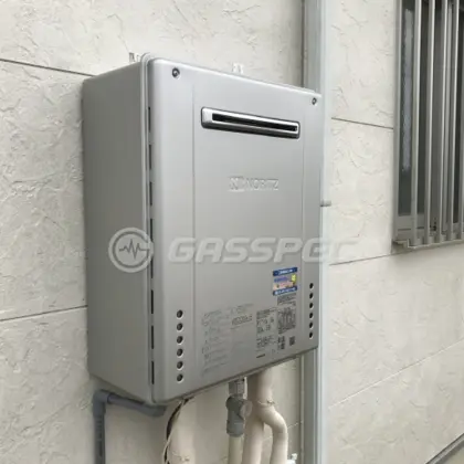施工後の給湯器（ノーリツ GT-C2462SAWX-2 BL）