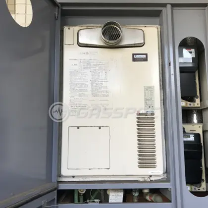 施工前の暖房熱源機（AT-4200ARSAW3Q-56-C）