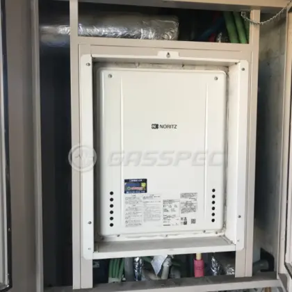 施工後の給湯器（ノーリツ GT-2460AWX-H-2 BL）