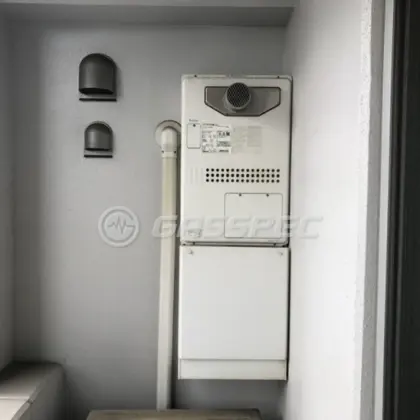 施工前の暖房熱源機（GTH-2417SAWX3H-T）