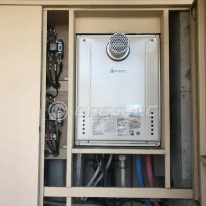 施工後の給湯器（ノーリツ GT-2460SAWX-T-2 BL）