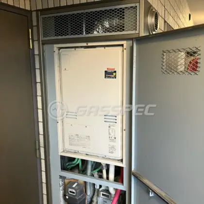 施工後の暖房熱源機（リンナイ RUFH-A2400AU2-3）