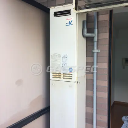 施工前の給湯器（RUX-VS1610W）