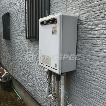 施工前の給湯器（RUF-V2400SAW-1）