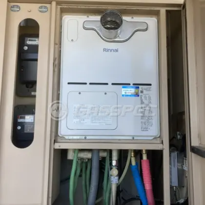 施工後の暖房熱源機（リンナイ RVD-A2400AT2-3(B)）