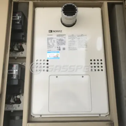 施工後の暖房熱源機（ノーリツ GTH-2454AW3H-T BL）