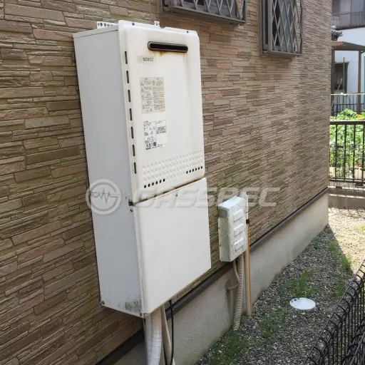 交換前の給湯器（ノーリツ GT-2428(S)AWX）
