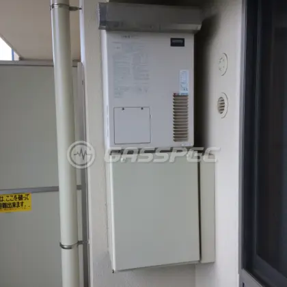 施工前の暖房熱源機（AT-4200ARSAW3Q-56-F）