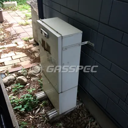 施工前の暖房熱源機（GS-R057B2-F）