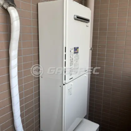施工後の給湯器（リンナイ RUF-A2405SAW(B)）
