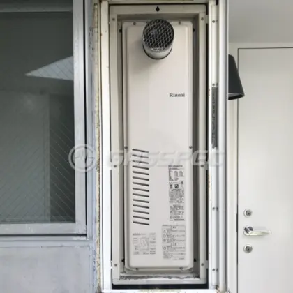 施工後の暖房熱源機（リンナイ RUFH-SA2400AT2-6）