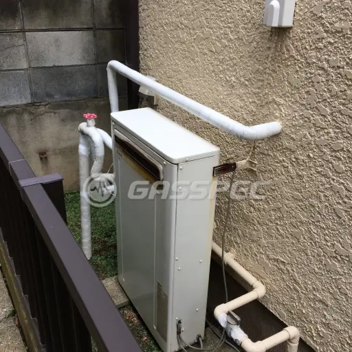 交換前の給湯器