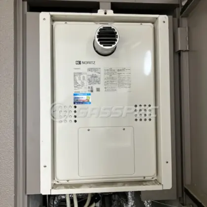 施工後の暖房熱源機（ノーリツ GTH-2454SAW-T BL）