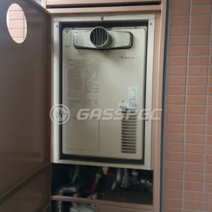 施工前の暖房熱源機（AT4203ARSSW3QU-C）