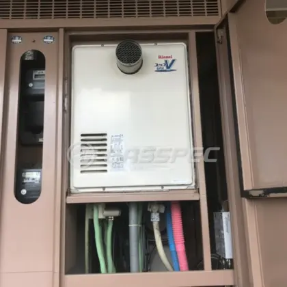 施工前の暖房熱源機（RUFH-VD2400AT2-3）