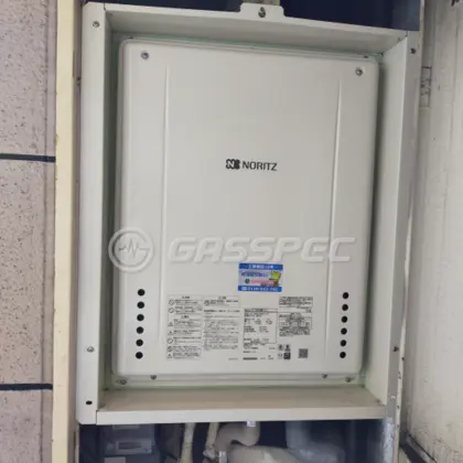 施工後の給湯器（ノーリツ GT-2460SAWX-H-2 BL）