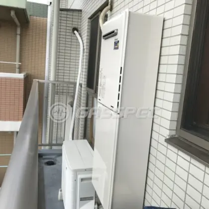 施工後の給湯器（リンナイ RUF-A2405SAW(B)）