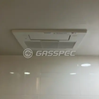 施工後の浴室乾燥機（リンナイ RBH-C3301K3P）