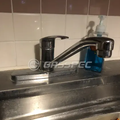 施工前の水栓・蛇口（TKJ33U3R）