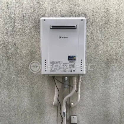 施工後の給湯器（ノーリツ GT-2460SAWX-2 BL）
