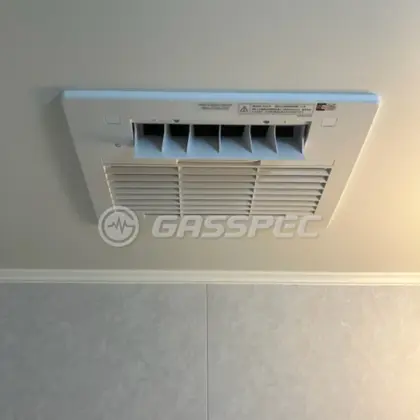 施工後の浴室乾燥機（リンナイ RBH-C3301K3P）