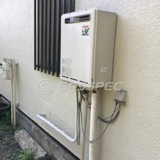 交換前の給湯器（リンナイ RUF-V2005AW）