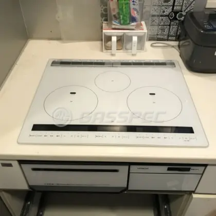 施工後のIHクッキングヒーター（日立 HT-M200XTF(W)）