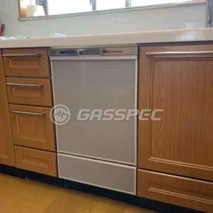 施工後のビルトイン食洗機（パナソニック NP-45MD9S）