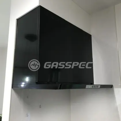 施工後のレンジフード（リンナイ LGR-3R-AP901BK）