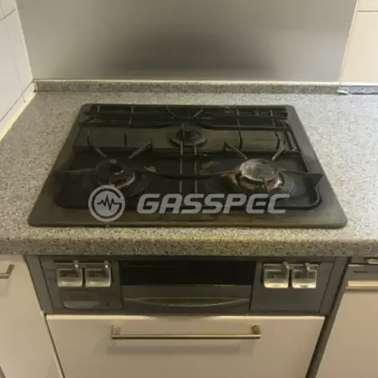 施工前のビルトインガスコンロ（DG3268NFSV）