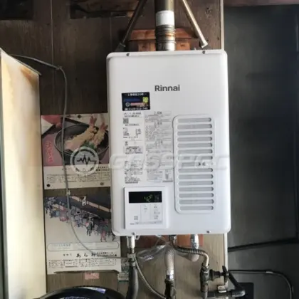 施工後の給湯器（リンナイ RUX-V1615SWFA(B)-E）