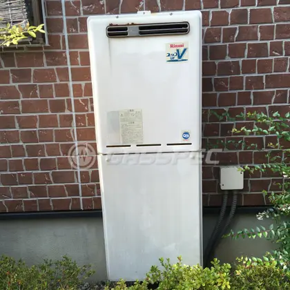 施工前の給湯器（RUF-V2401SAW）