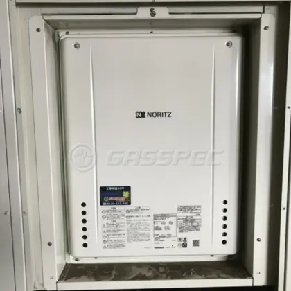 施工後の給湯器（ノーリツ GT-2460SAWX-H-2 BL）