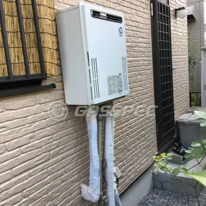 施工前の給湯器（GX-244AW）