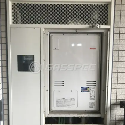 施工後の暖房熱源機（リンナイ RUFH-A2400AU2-3）