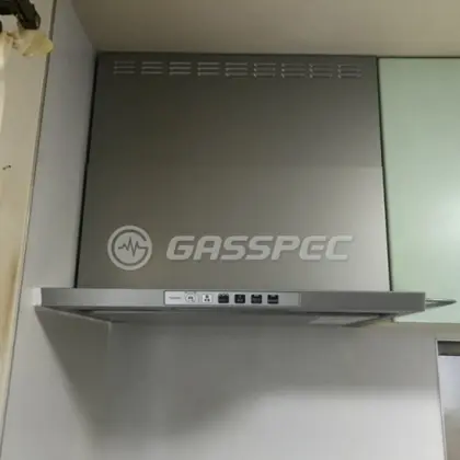 施工後のレンジフード（リンナイ LGR-3R-AP751SV）