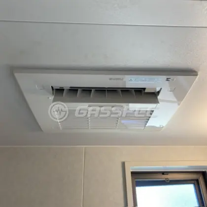 施工後の浴室乾燥機（リンナイ RBH-C4101K1P(A)）