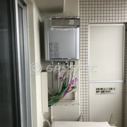 施工前の暖房熱源機（GTH-C2436AWX3H-L）