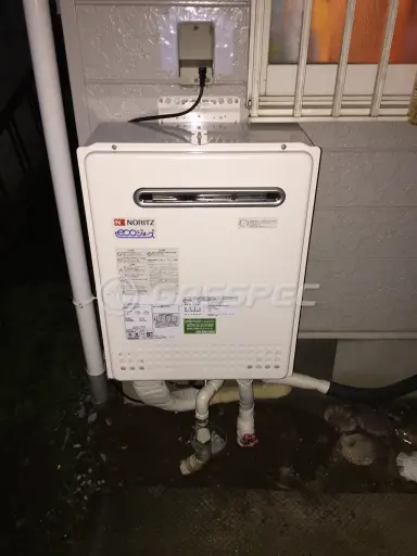 施工後の給湯器（ノーリツ GT-C2052SAWX-2 BL）